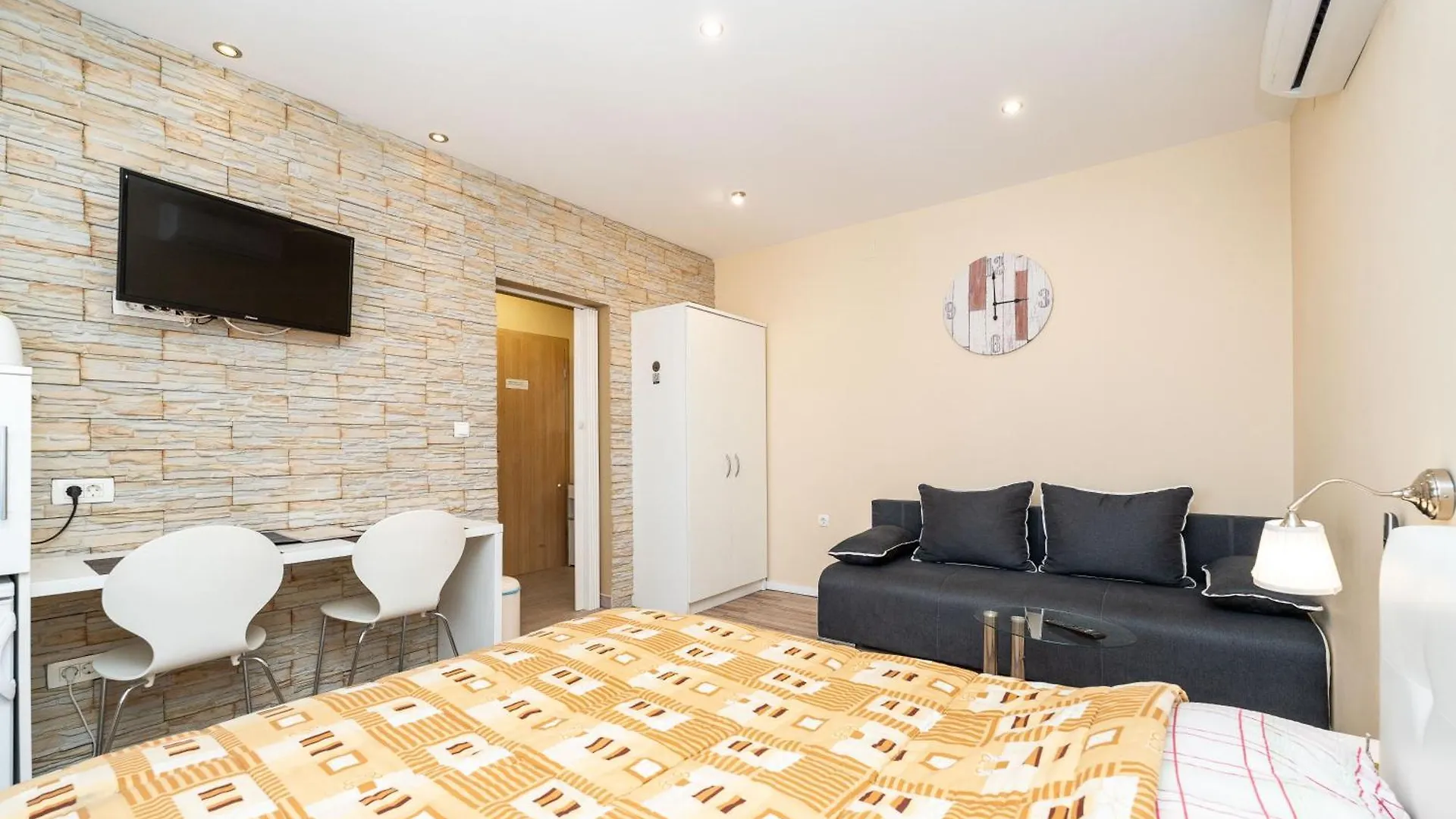 Apartments Bracic Spa Sukošan