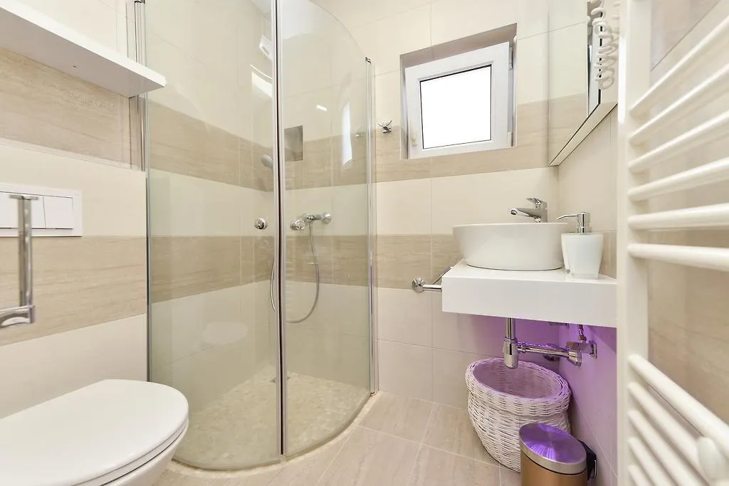 Apartments Bracic Spa Sukošan