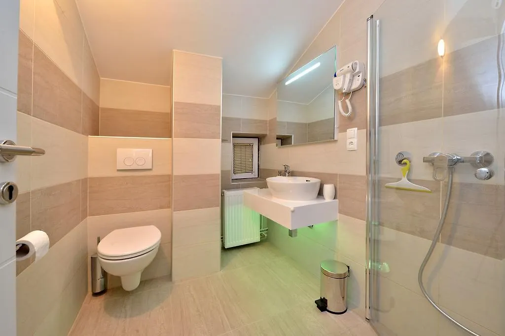 Apartments Bracic Spa Sukosan