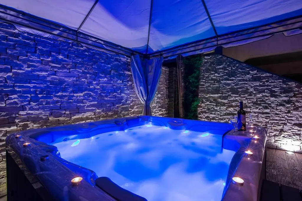 Apartments Bracic Spa Sukošan