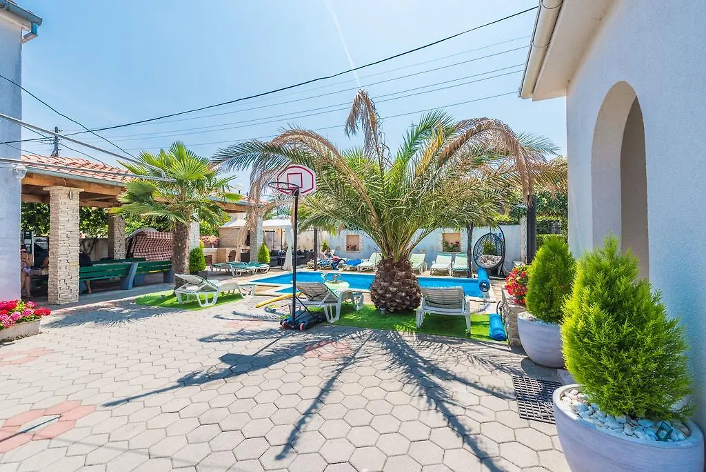 Apartments Bracic Spa Sukošan