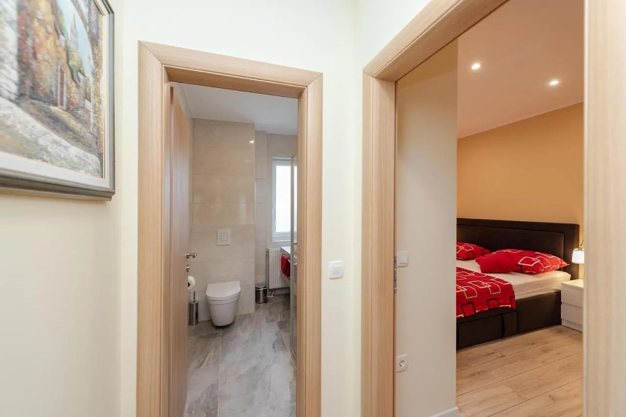 Apartments Bracic Spa Sukošan