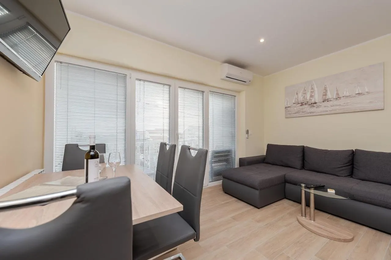 Apartments Bracic Spa Sukosan