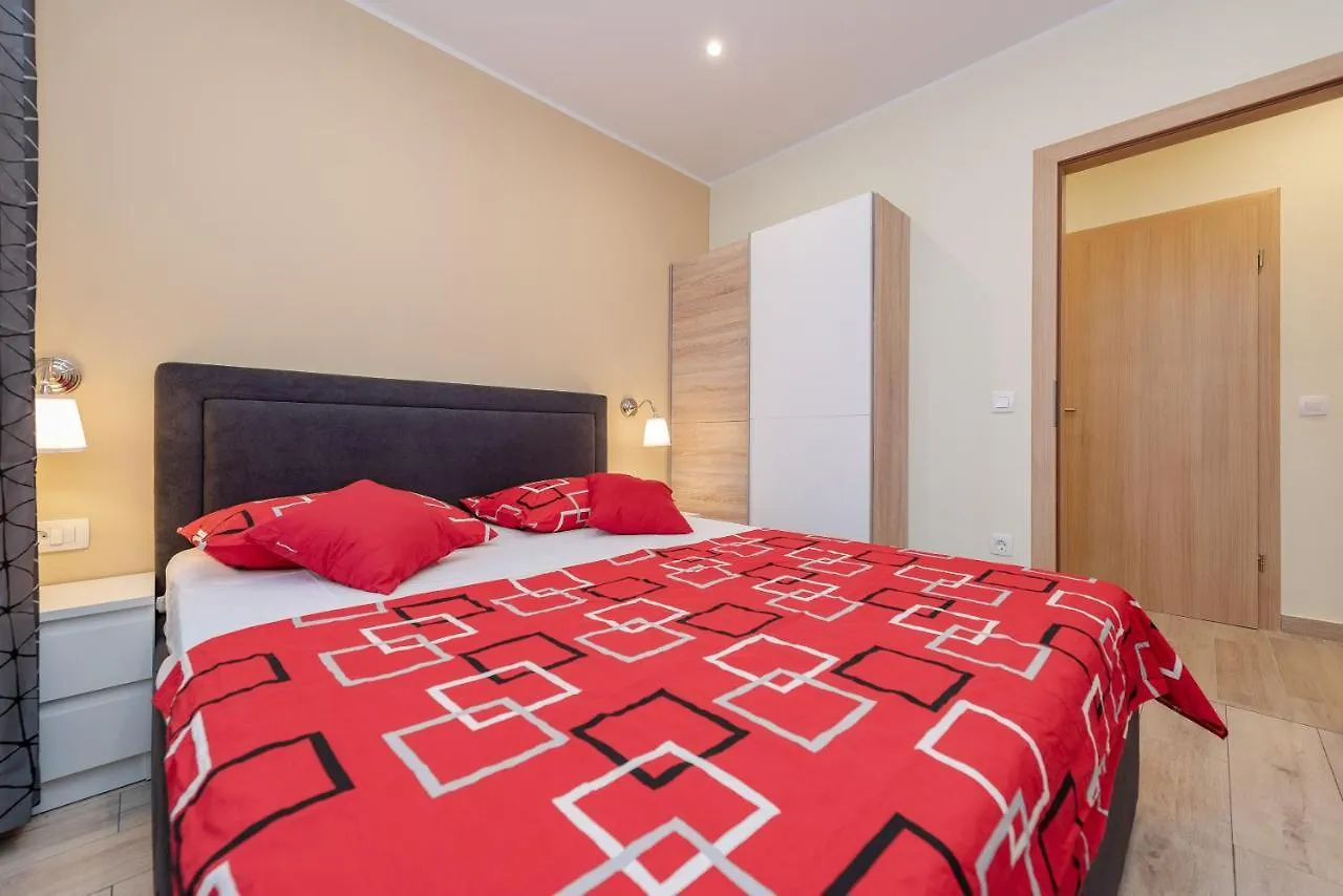 Apartments Bracic Spa Sukošan