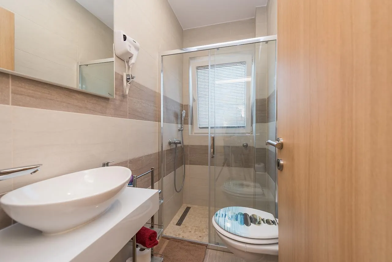Apartments Bracic Spa Sukosan